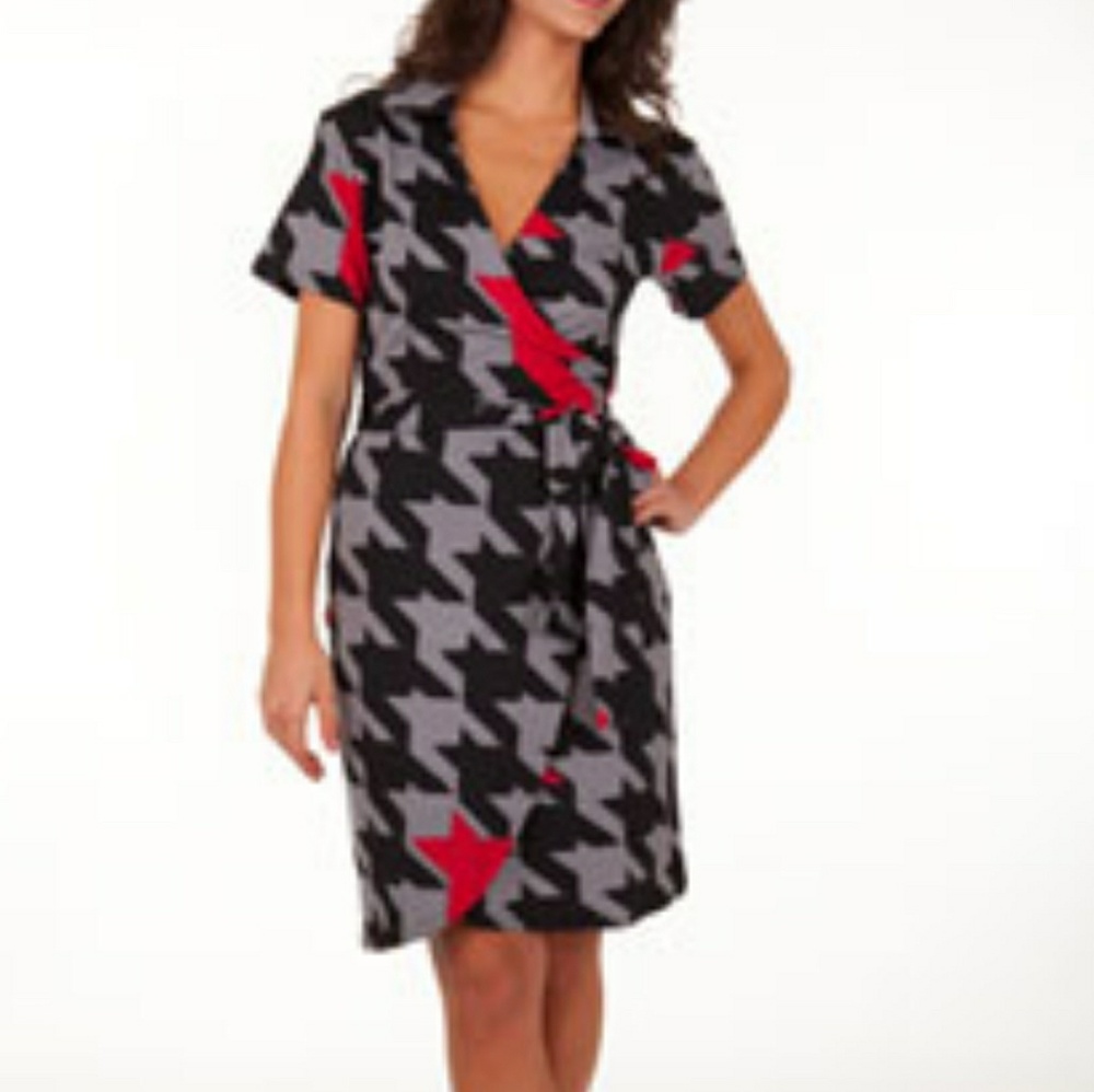 wrap dress Houndstooth pop